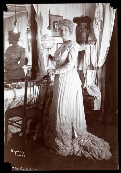 May Robson, 1901 (Silbergelatineabzug) von Byron Company